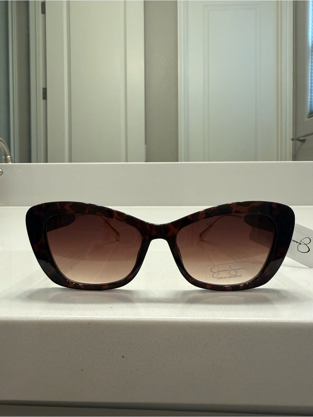 Jessica Simpson Tortoise Brown Cat-Eye Sunglasses J6441 NWT